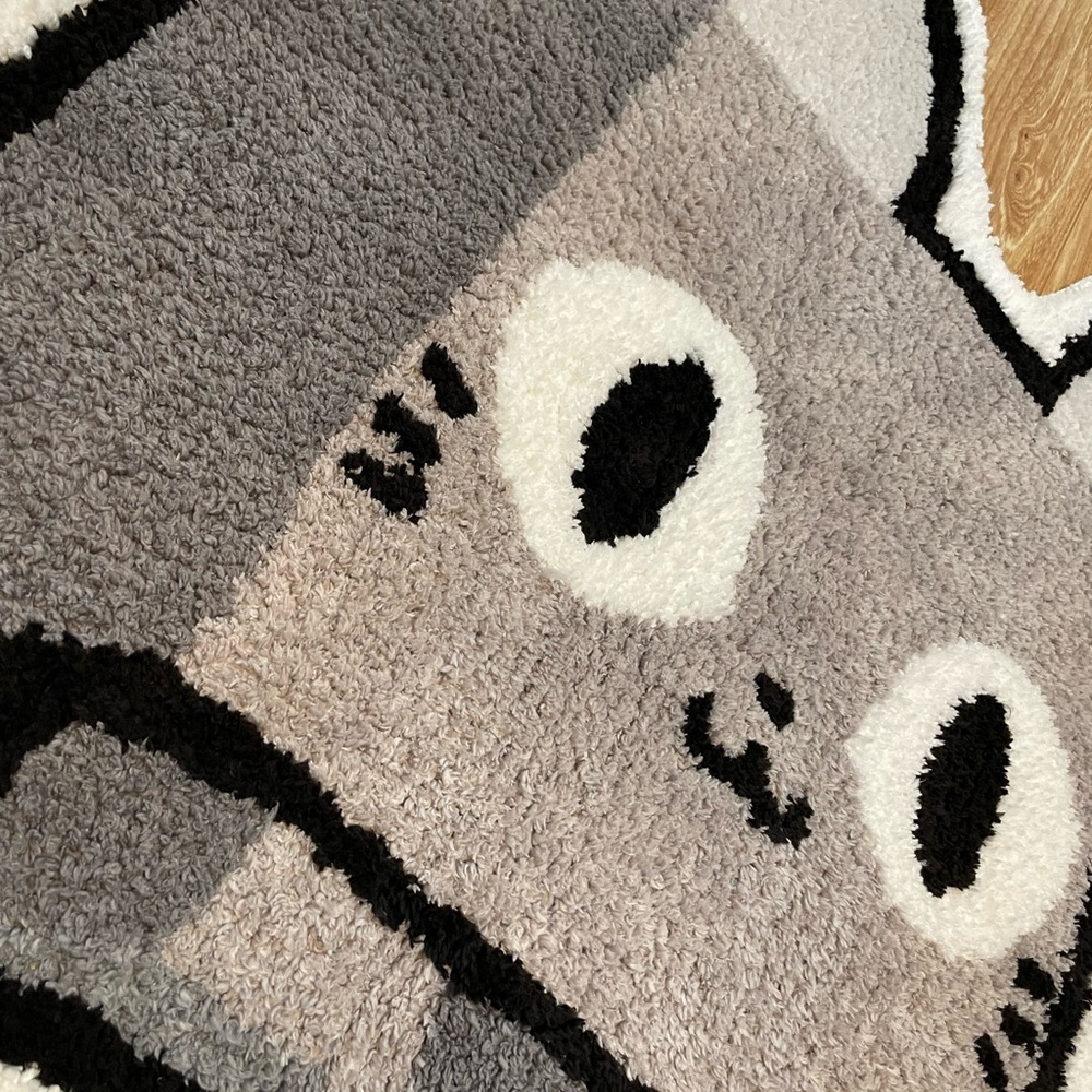 Limited Edition Big Games Pet Simulator Cat Rug - No Code - Roblox - Picture 5 of 14